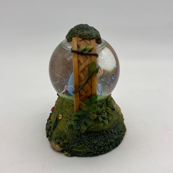 Disney Store Winnie the Pooh and Friends Eeyore Mini Water Snow Globe - Picture 3 of 9